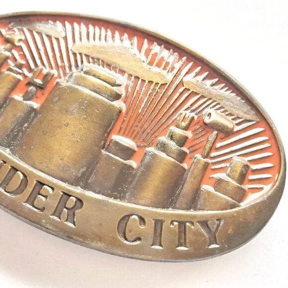 Vintage Brass Cylinder City, Industrial Factory, Steampunk, Sci-Fi Belt Buckle - Picture 3 of 5
